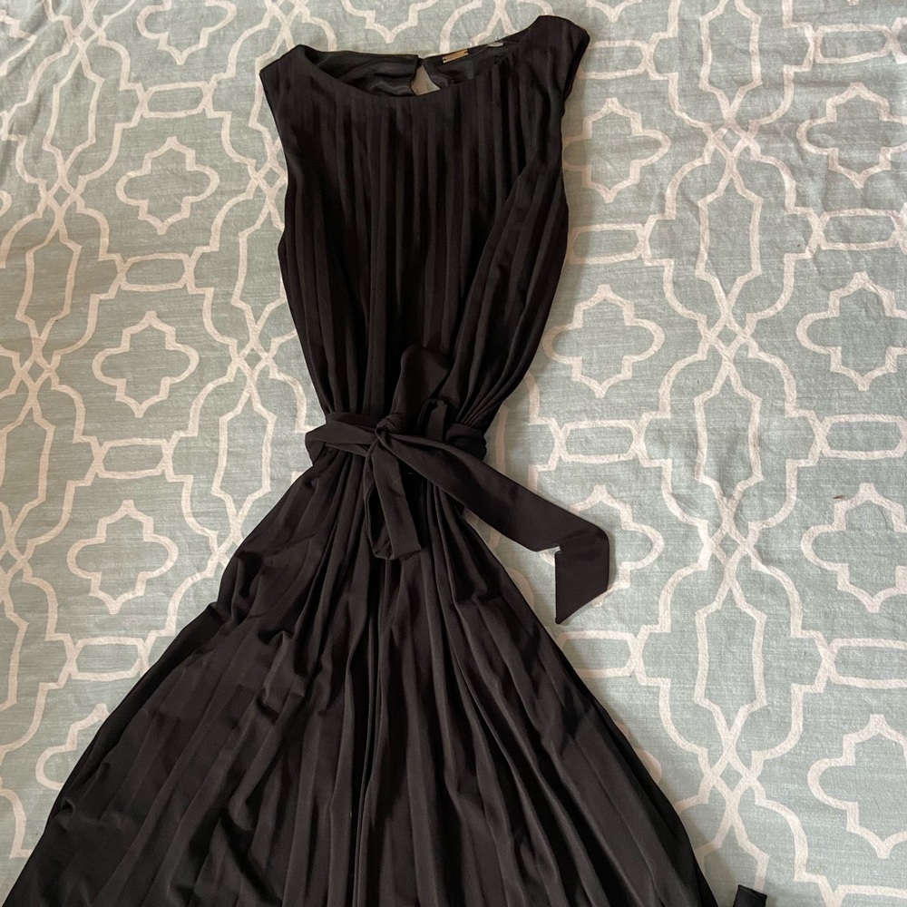 Tahari Micro Pleat Black Dress - Picture 1 of 5
